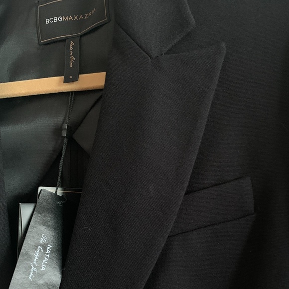 NWT BCBGMAXAZRIA Cropped Blazer Tailore (S) - Picture 3 of 5